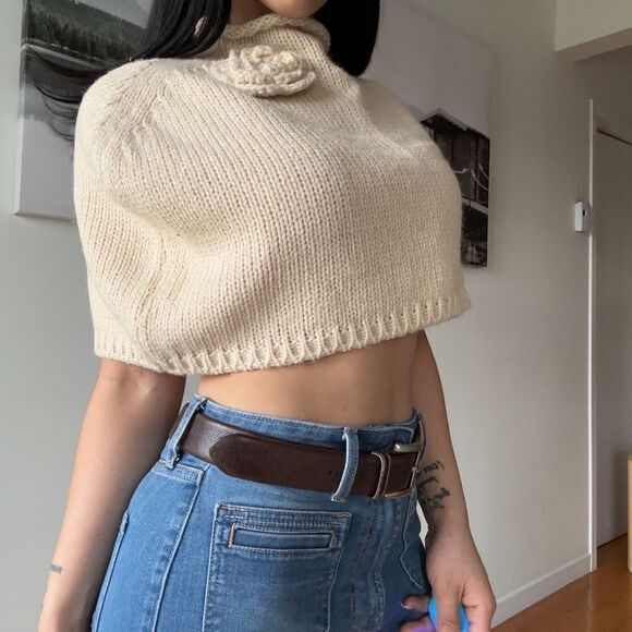 Holt Renfrew vintage wool cropped poncho - Picture 1 of 6